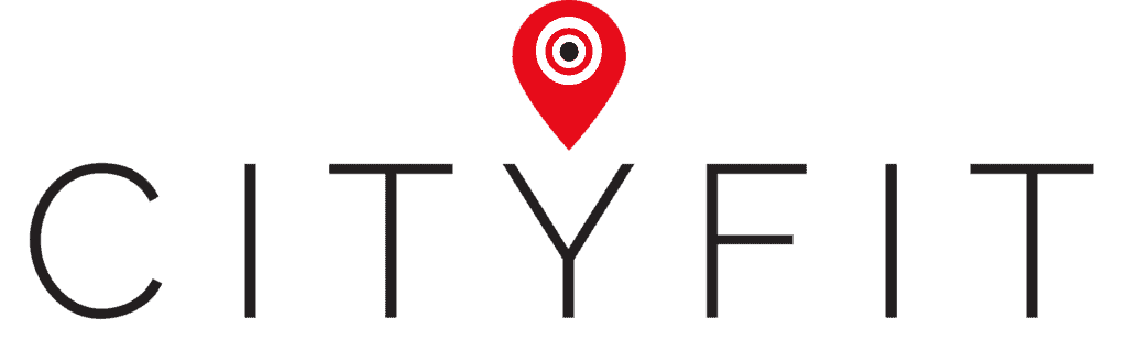 Cityfit logo met zwarte hoofdletters en rode locatiepin met wit target-symbool boven de Y.